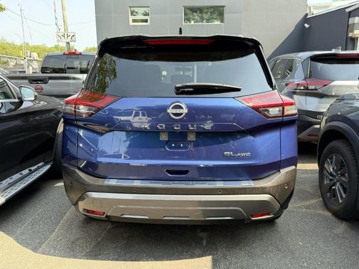 2 Tone Blue / Black 2023 Nissan Rogue SL