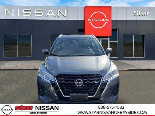 2022 Nissan Kicks SV