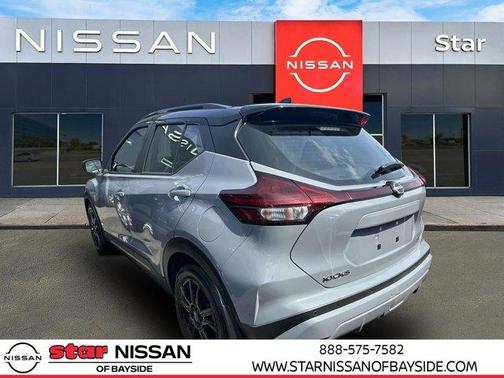 2023 Nissan Kicks SR