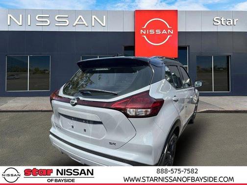 2023 Nissan Kicks SR