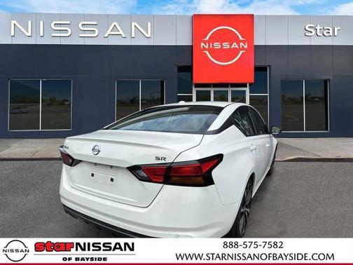 2022 Nissan Altima 2.5 SR