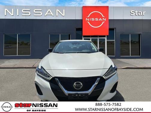 2021 Nissan Maxima SV