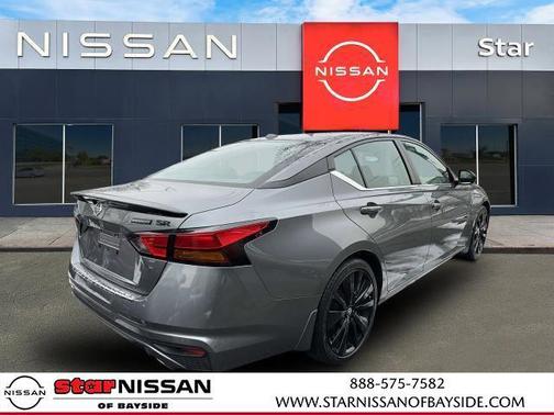 2022 Nissan Altima 2.5 SR