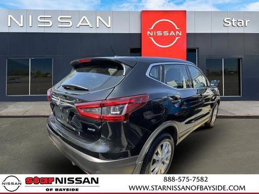 2022 Nissan Rogue Sport S