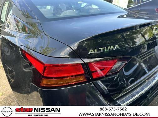 2022 Nissan Altima 2.5 SV