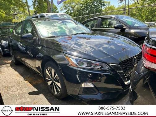 2022 Nissan Altima 2.5 SV