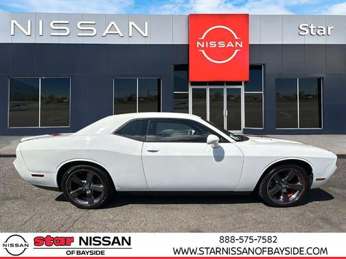 2012 Dodge Challenger SXT