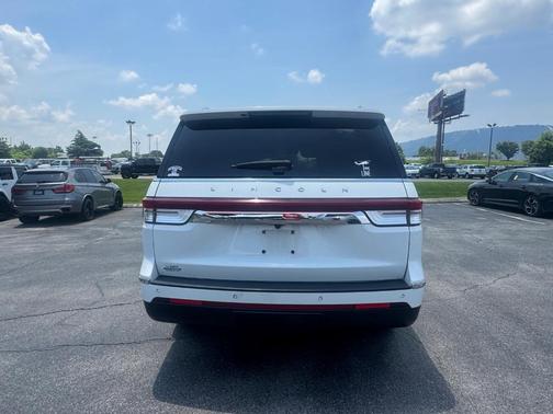 2022 Lincoln Navigator Reserve
