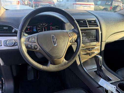 2014 Lincoln MKX Base