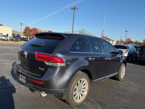 2014 Lincoln MKX Base