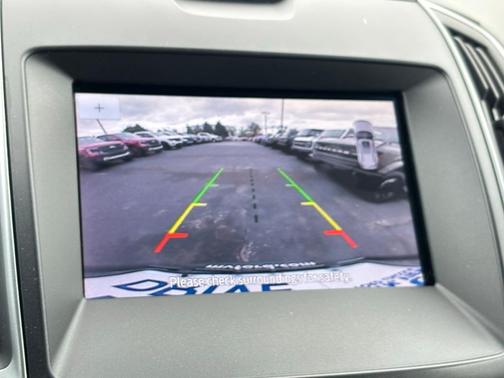 2020 Ford Edge SE