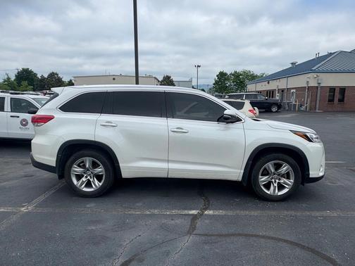 2019 Toyota Highlander Limited