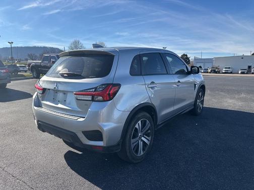 2023 Mitsubishi Outlander Sport 2.0 SE
