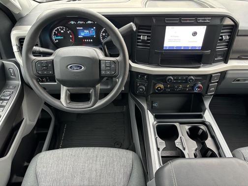 2024 Ford F-350 XLT