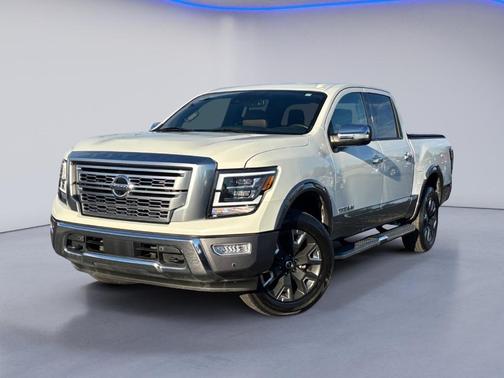 2021 Nissan Titan Platinum Reserve