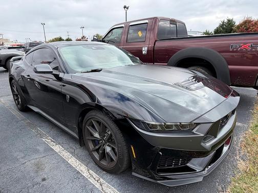2025 Ford Mustang Dark Horse