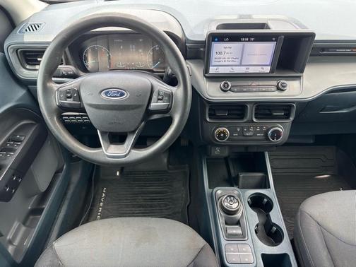 2022 Ford Maverick XL