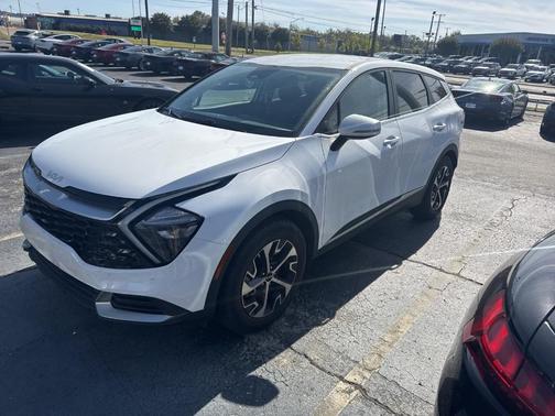 2023 Kia Sportage EX