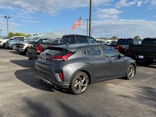2019 Hyundai Veloster 2.0