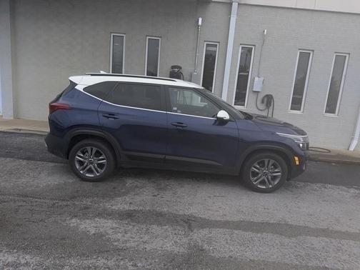 2021 Kia Seltos S