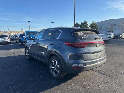 2022 Kia Sportage LX