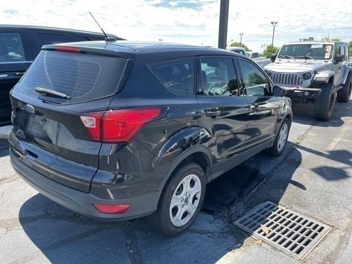 2019 Ford Escape S