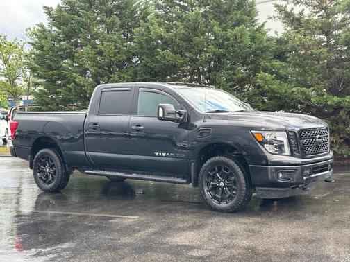 2019 Nissan Titan XD SL