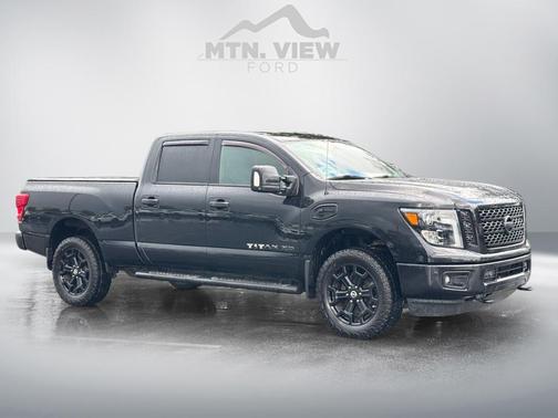 2019 Nissan Titan XD SL