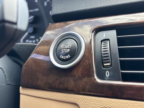 2010 BMW 328 i xDrive