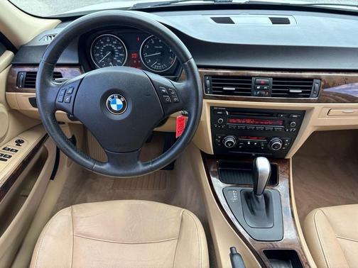 2010 BMW 328 i xDrive