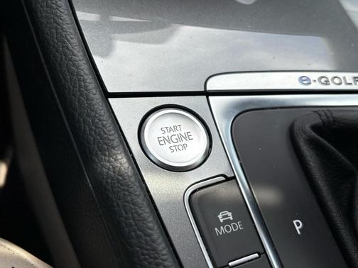 2016 Volkswagen e-Golf SEL Premium