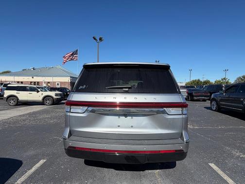 2023 Lincoln Navigator Reserve