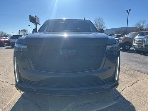 2022 Cadillac Escalade Sport