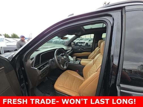 2022 Cadillac Escalade Sport