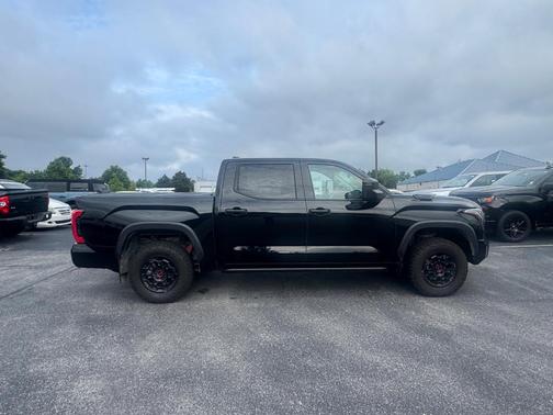 2022 Toyota Tundra Hybrid TRD Pro