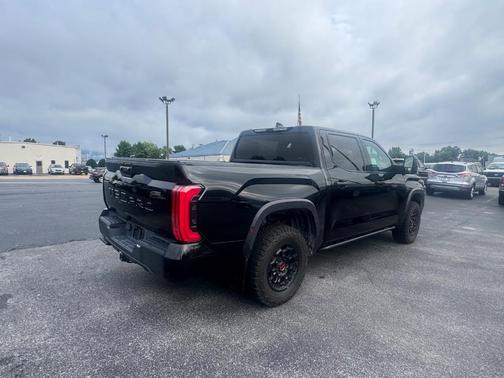 2022 Toyota Tundra Hybrid TRD Pro