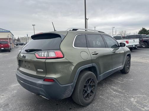 2019 Jeep Cherokee Latitude Plus
