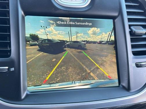 2020 Chrysler 300 Touring