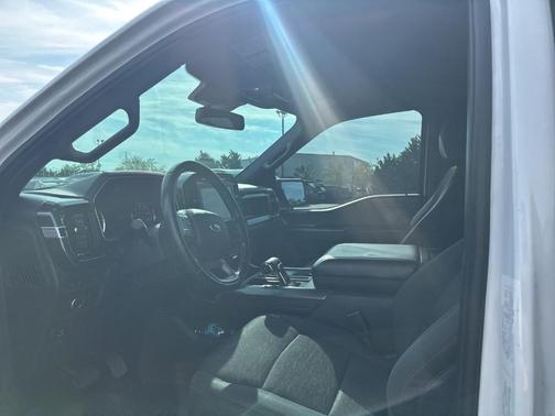 White 2021 Ford F-150 XLT