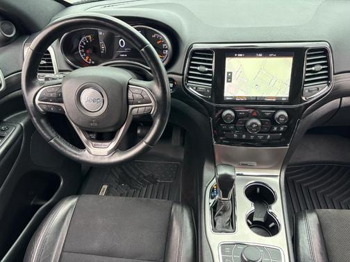 2022 Jeep Grand Cherokee WK Laredo