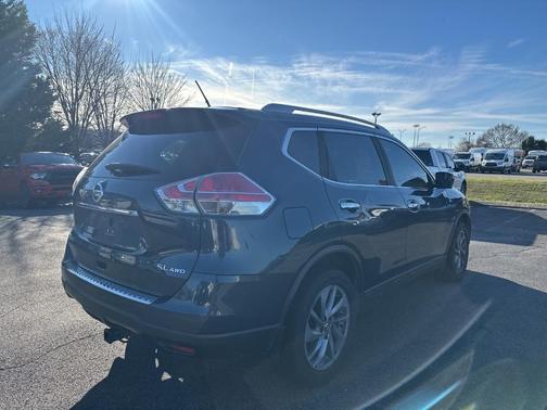 2016 Nissan Rogue SL