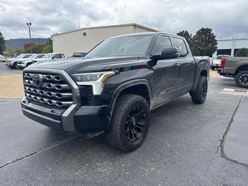 2023 Toyota Tundra Platinum