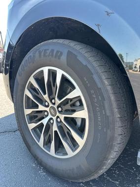 Black Metallic 2025 Ford Expedition Max Platinum