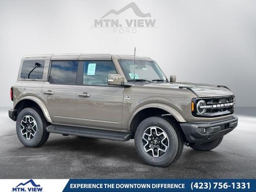 2025 Ford Bronco Outer Banks