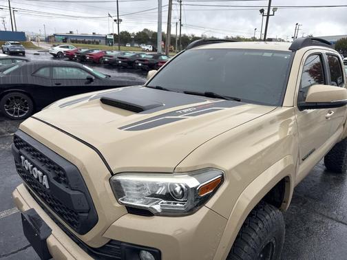 2018 Toyota Tacoma TRD Sport