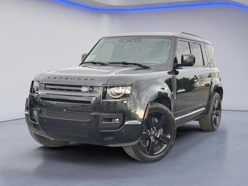 2024 Land Rover Defender P400 X-Dynamic SE