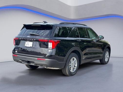 Agate Black Metallic 2026 Ford Explorer Active