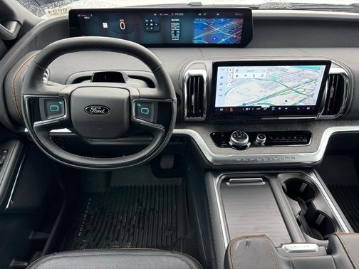 2025 Ford Expedition Tremor