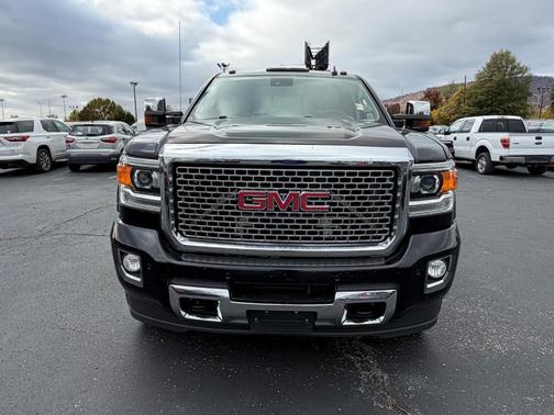 2016 GMC Sierra 2500 Denali