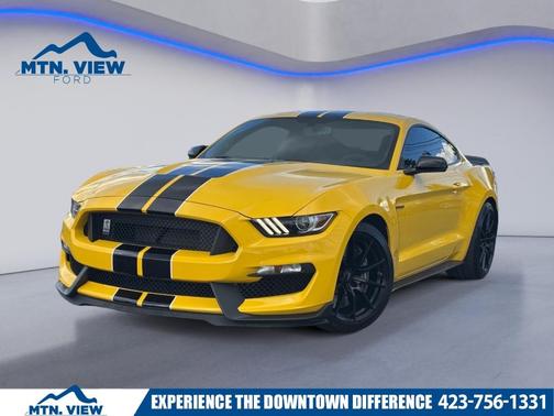 2017 Ford Shelby GT350 Base
